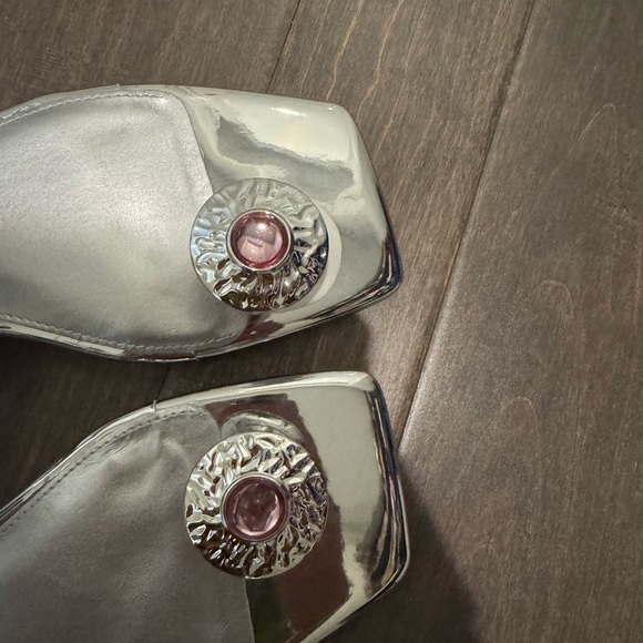 NWT Katy Perry Camie Silver Sandals Sz 8.5M Bling Slide - Picture 8 of 13